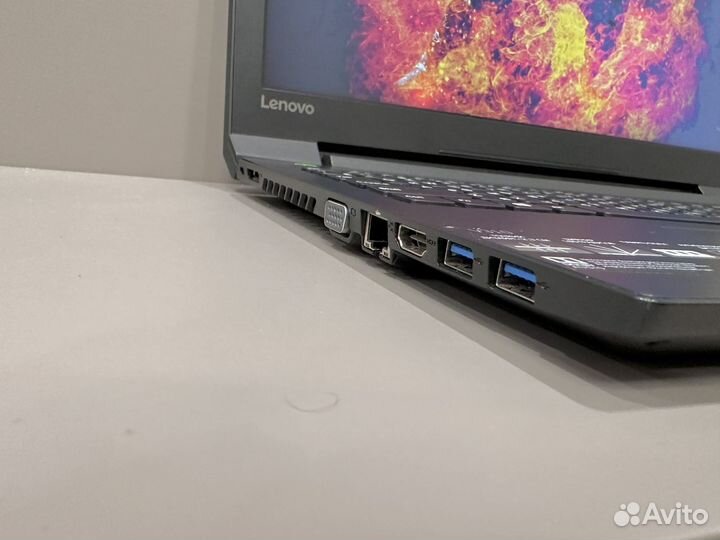 Lenovo i3 6 gen/8gb/ssd240/intel HD