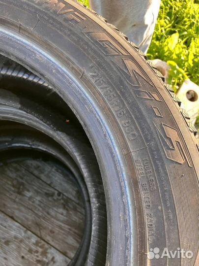 Toyo Observe GSi-5 215/55 R16 93Q