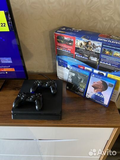 Sony playstation 4 slim