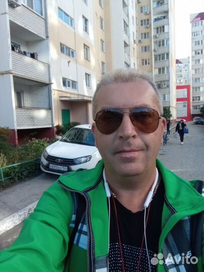 Менеджер по продажам