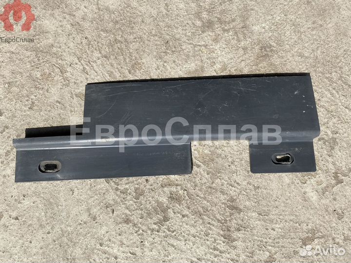 Канал для кабеля левый Mercedes бу