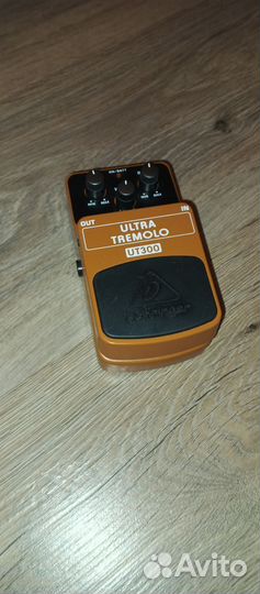 Гитарная педаль Ultra Tremolo