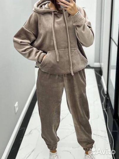 Спортивный костюм женский новый 44 46 48 50