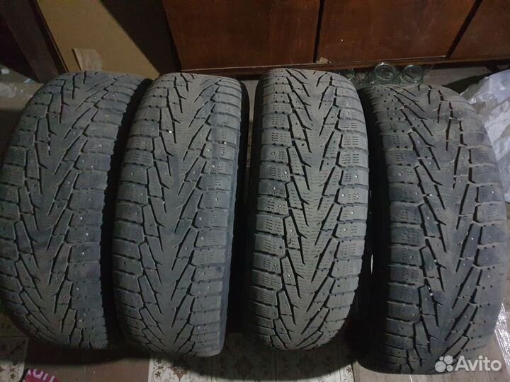 Nokian Tyres Hakkapeliitta 7 SUV 235/60 R18 107T