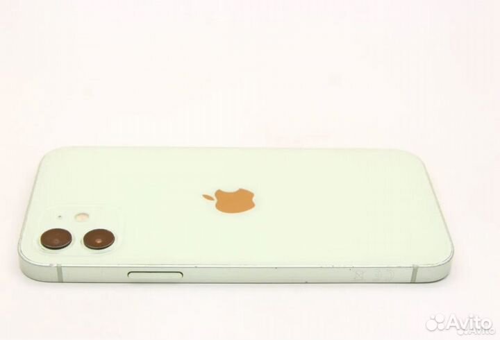 iPhone 12, 64 ГБ