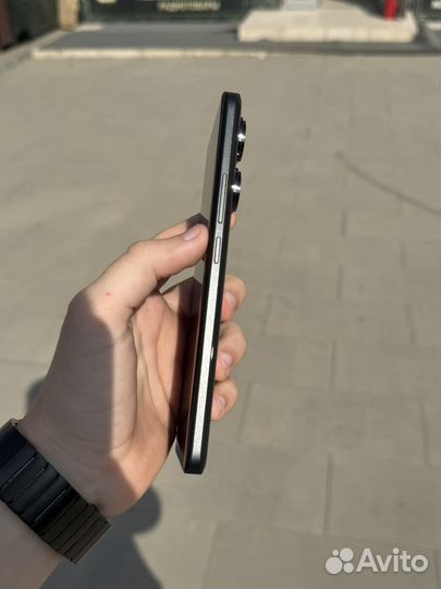 Xiaomi Redmi Note 13 Pro+, 8/256 ГБ