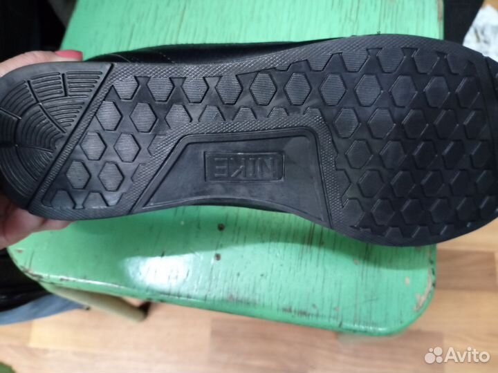 Кроссовки мужские nike