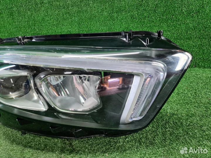 Битая Фара правая Mercedes A W177 (2018-2022) LED