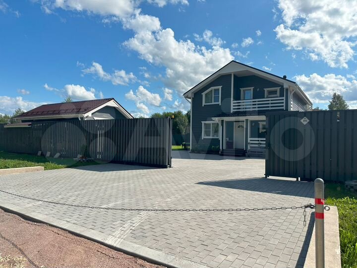 Дом 183 м² на участке 8 сот.