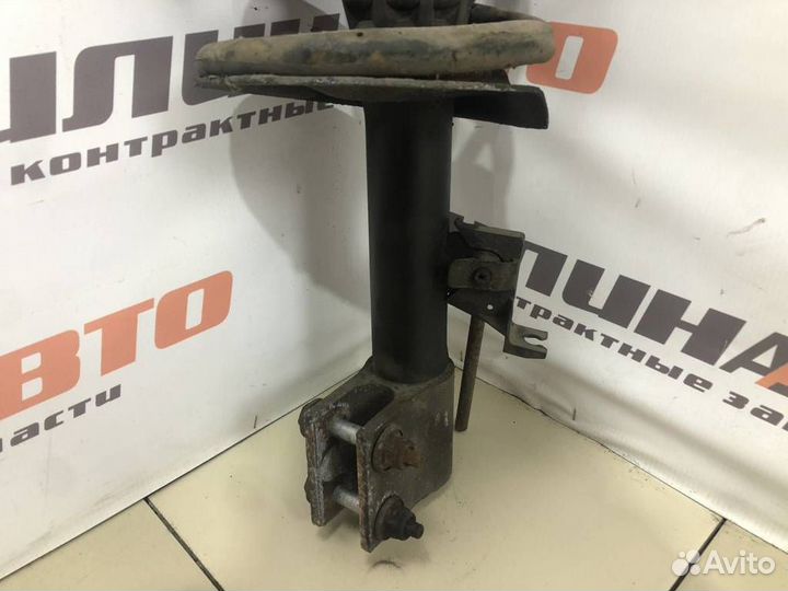 Амортизатор передний левый Ситроен С4