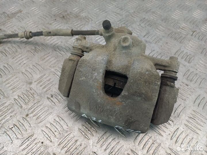 Суппорт передний правый Volkswagen Polo 5 1.6 CFN