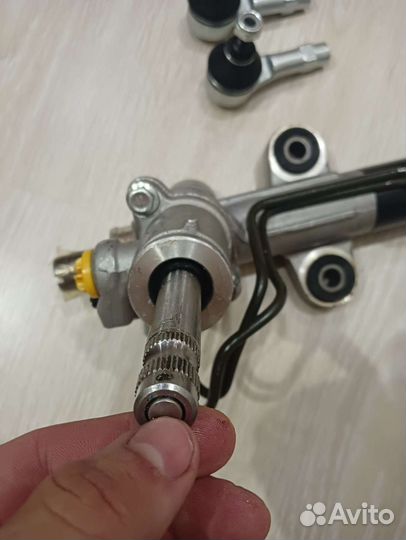 Рулевая рейка Nissan Almera n16