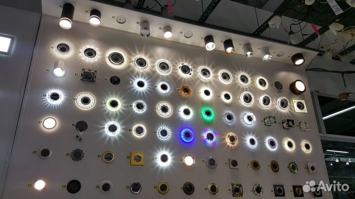 Точечные светильники разных моделей