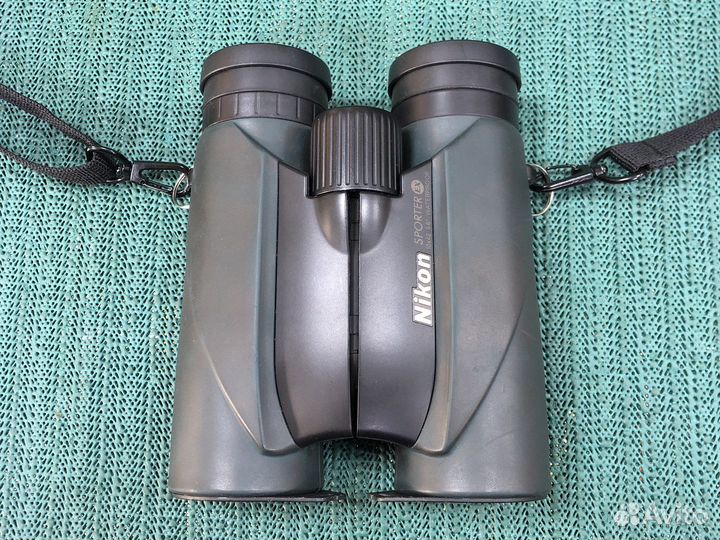 Бинокль Nikon Sporter EX 10x42