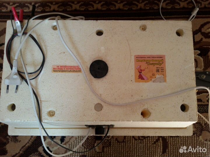 Инкубатор бытовой 