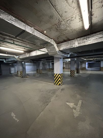 Машиноместо, 26 м²