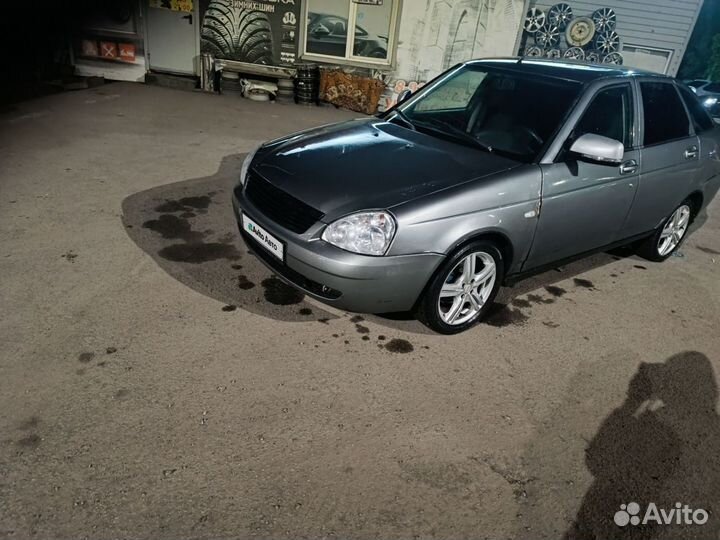 LADA Priora 1.6 МТ, 2011, 200 000 км