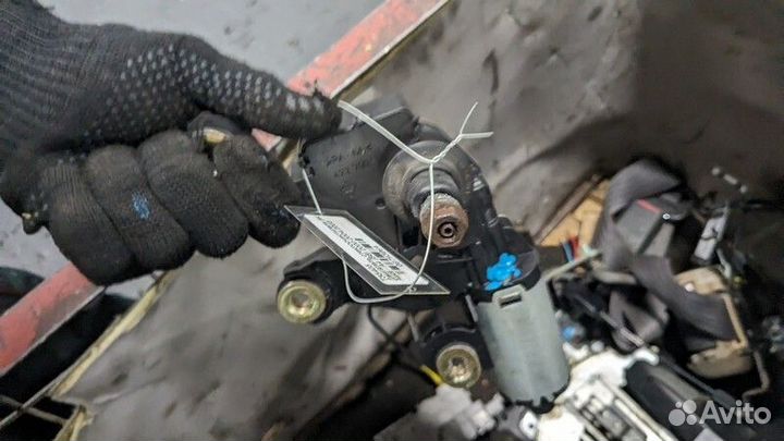 Двигатель стеклоочистителя задний Audi A4 (B6), 20