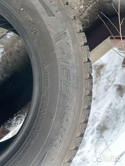 Michelin X-Ice North 215/65 R16 95T