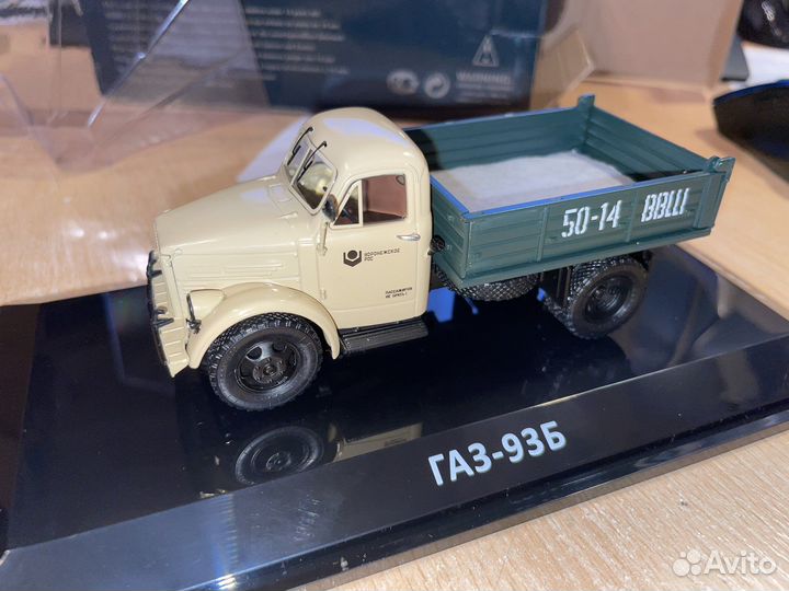 Коллекционная модель Dip 109303 (газ-93Б '1974)