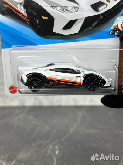 Hot wheels lamborghini huracan