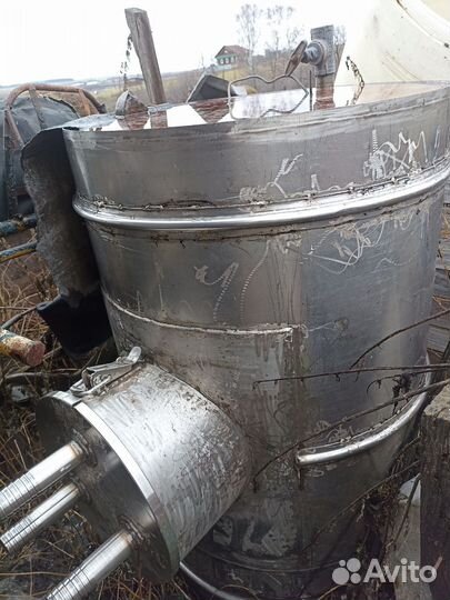 Бочка из нержавейки 900литров в наличии 3 шт