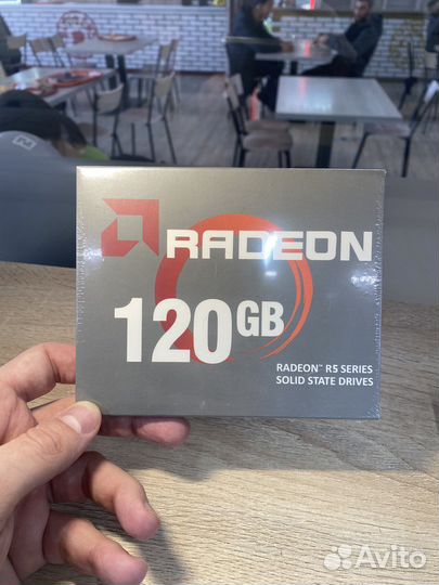 SSD Radeon. 128 GB