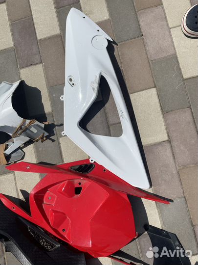 Bmw s1000rr пластик