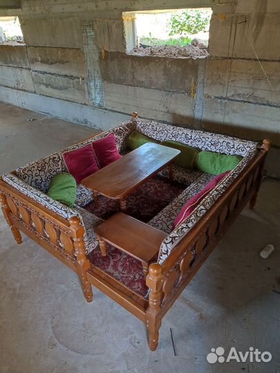 Восточные топчаны