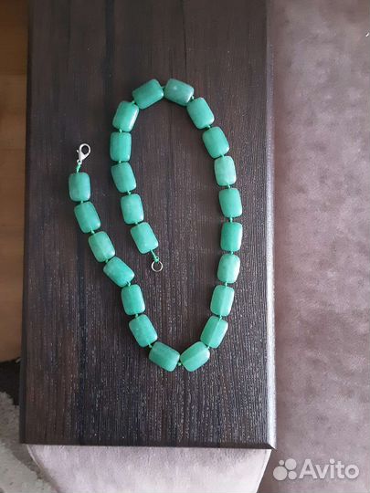 Бусы из натурального камня