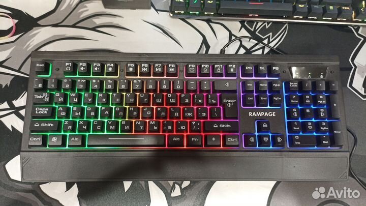 Игровая клавиатура с подсветкой