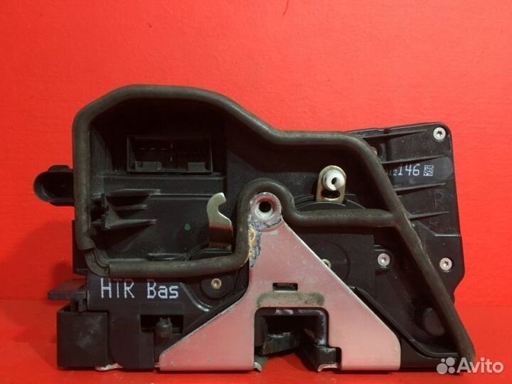 Замок двери задний правый Bmw 7 E65 N62B36A 2004