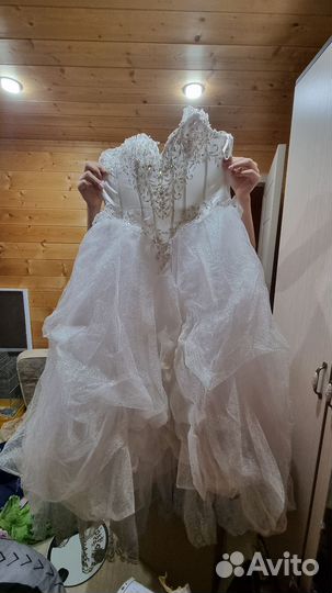 Свадебное платье 48 50 бу