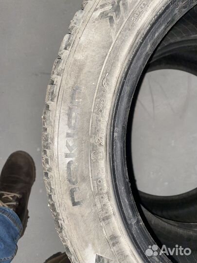 Nokian Tyres Hakkapeliitta 8 245/45 R17 99