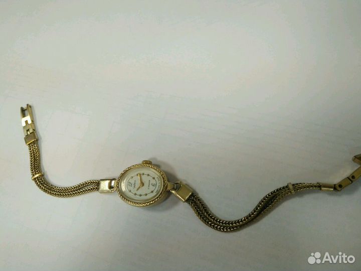 Женские часы чайка 17 камней СССР