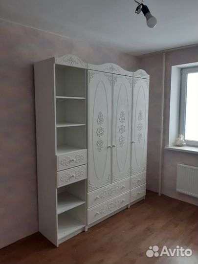 Детский гарнитур для девочки белый