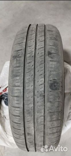 Kumho Sense KR26 205/70 R15 96T