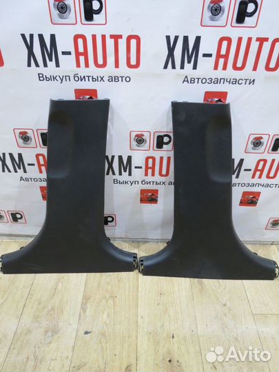 Обшивка средней стойки правая Kia Ceed 2 JD