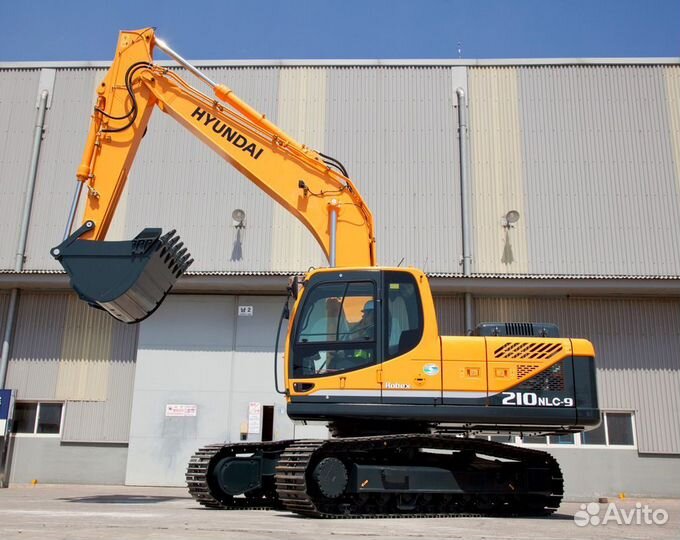 Аренда гусеничного полноповоротного экскаватора