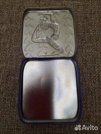 Футляр для прокладок libresse