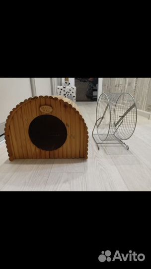 Домик и колесо