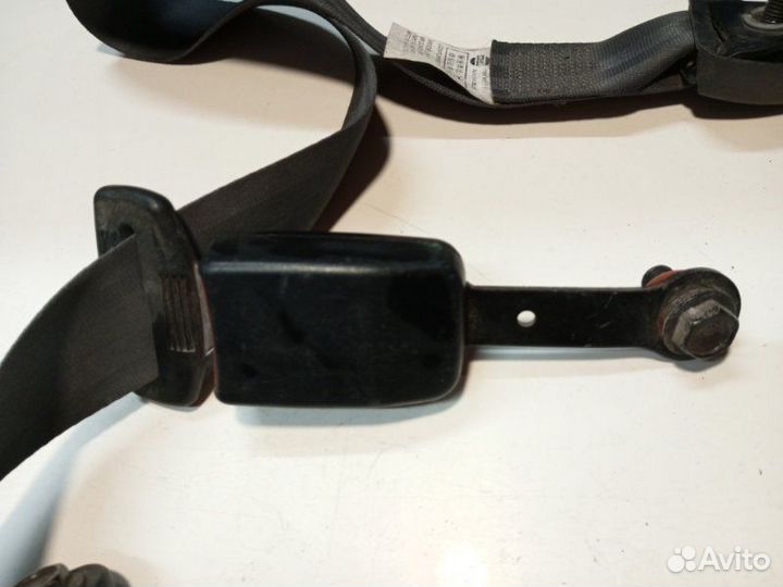 Ремень безопасности передний левый Nissan X-Trail