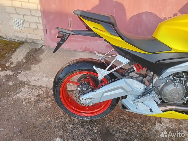 Aprilia RS660