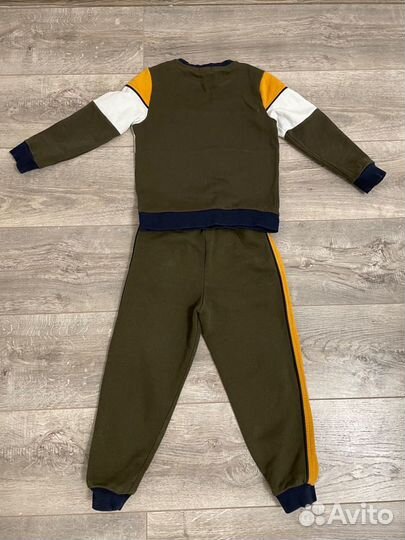 Спортивный костюм утепленный