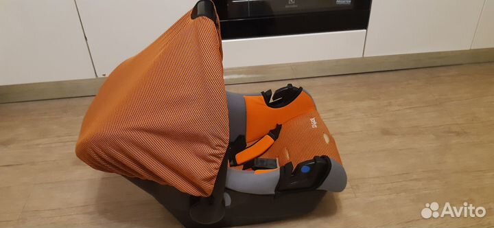 Переноска для детей в машину