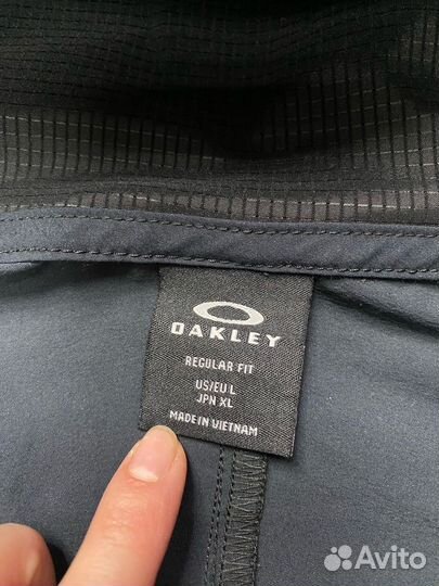 Oakley Gorpcore Assimetric Zip Windbreaker Куртка
