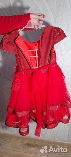 Нарядное платье для девочки