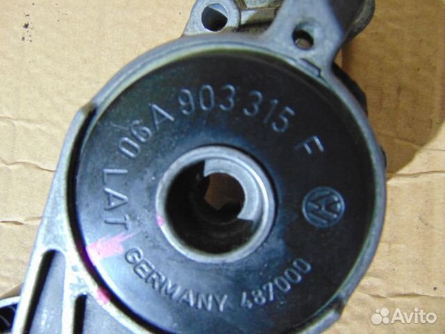 Ролик-натяжитель ручейкового ремня Volkswagen