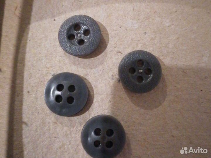 Пуговицы пластмасссрвые 90 годов