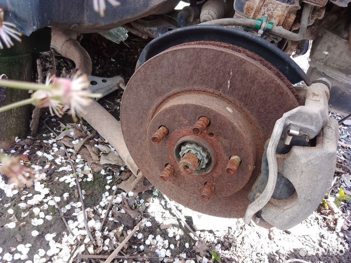 Тормозные диски toyta carina e